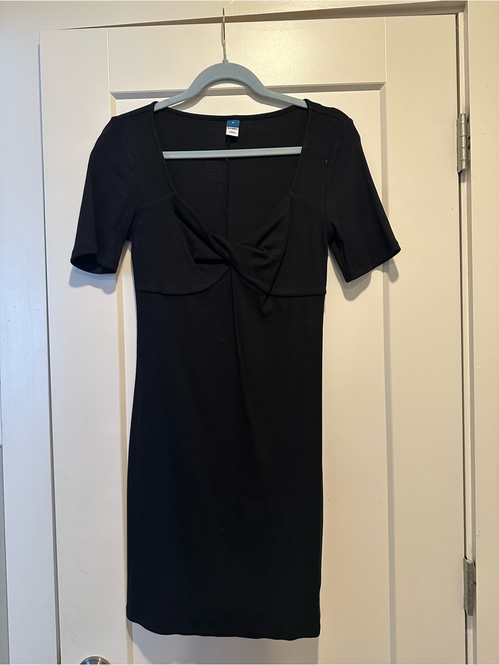 NWOT Old Navy Black Short-Sleeve Twist-Front Mini Dress
